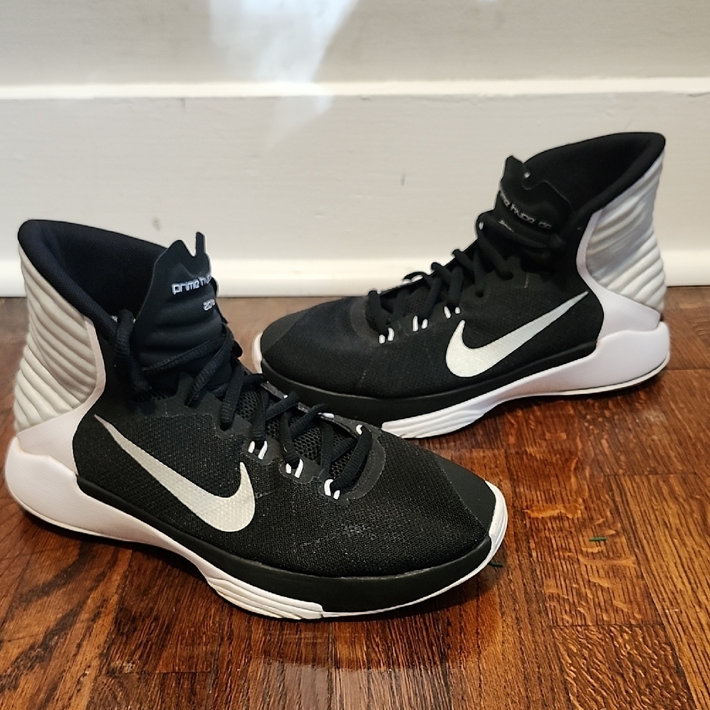 Nike Prime Hype 2016 Black and White Basketball Sneakers